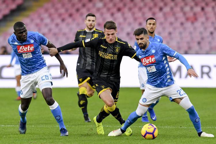 那不勒斯中场表现抢眼，球队整体崛起的简单介绍